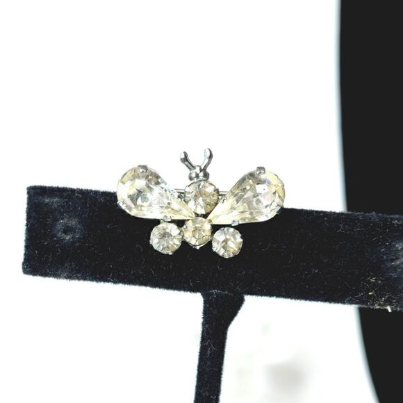 Vintage Austrian crystal silver butterfly brooch - Picture 3 of 5